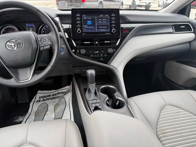 Used 2024 Toyota Camry SE image 14