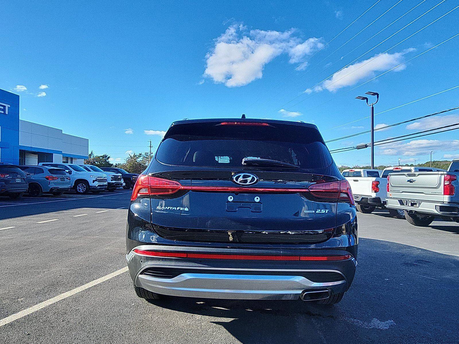 Used 2022 Hyundai Santa Fe Limited image 4