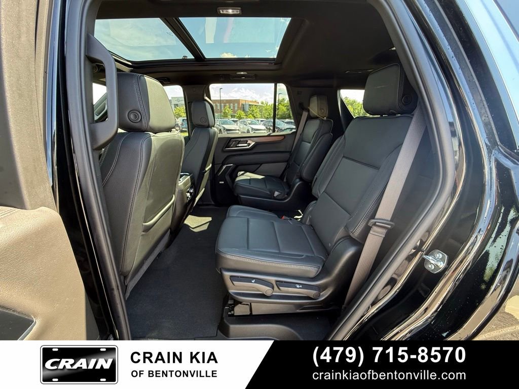 Used 2026 GMC Yukon Denali w/ Sun & Power Step Package AWD/4WD image 25