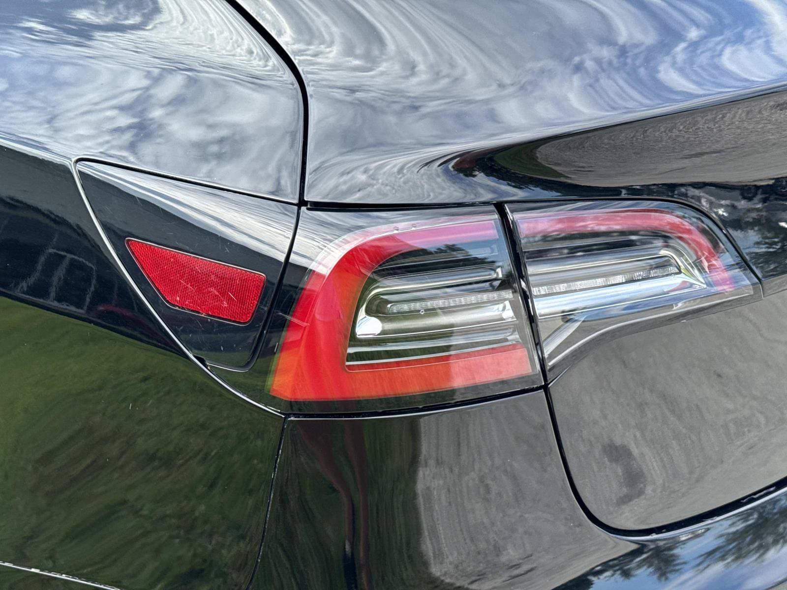 Used 2019 Tesla Model 3 Standard Range RWD image 11
