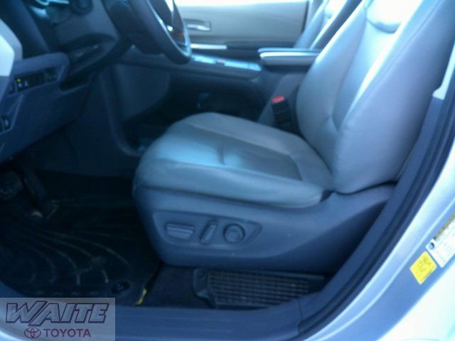 Used 2021 Toyota Sienna XLE w/ XLE Plus Package image 24