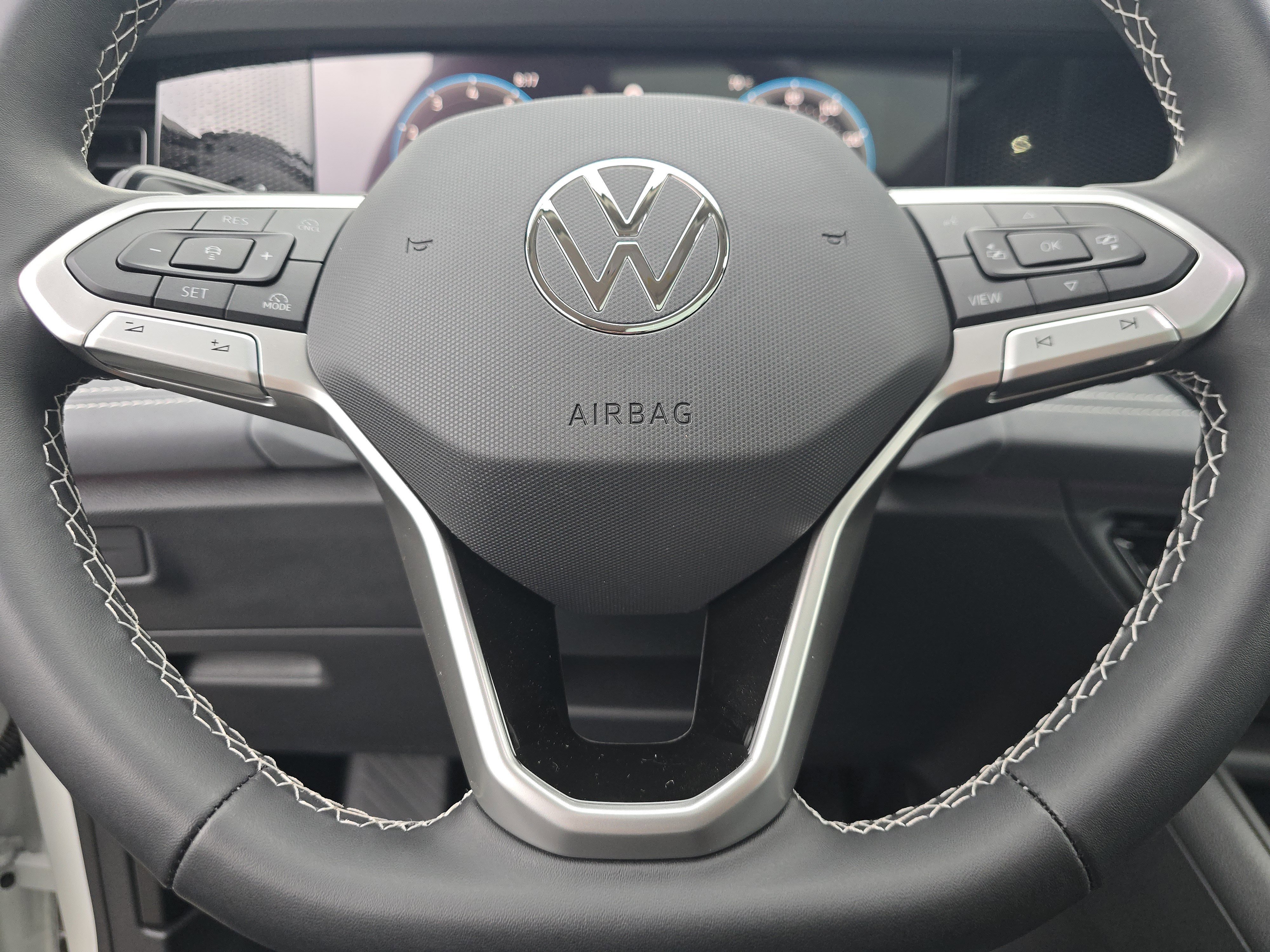 New 2026 Volkswagen Tiguan SE AWD/4WD image 20