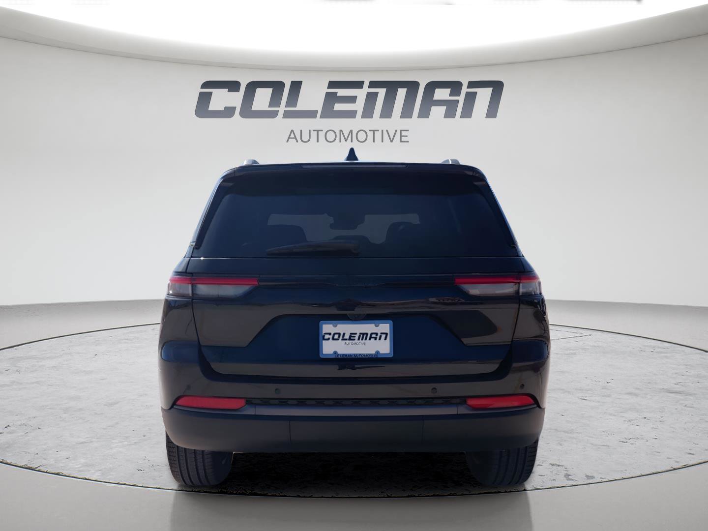 New 2026 Jeep Grand Cherokee Limited w/ Limited Altitude Package image 4