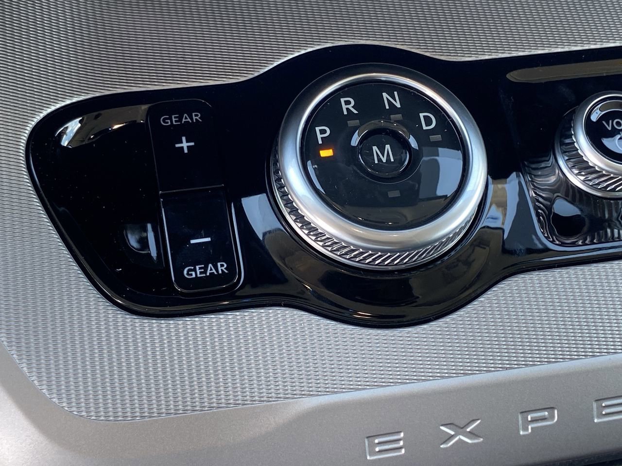 New 2026 Ford Expedition Active image 29