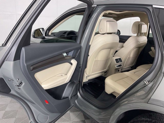 Used 2025 Audi Q5 2.0T Premium Plus AWD/4WD image 31