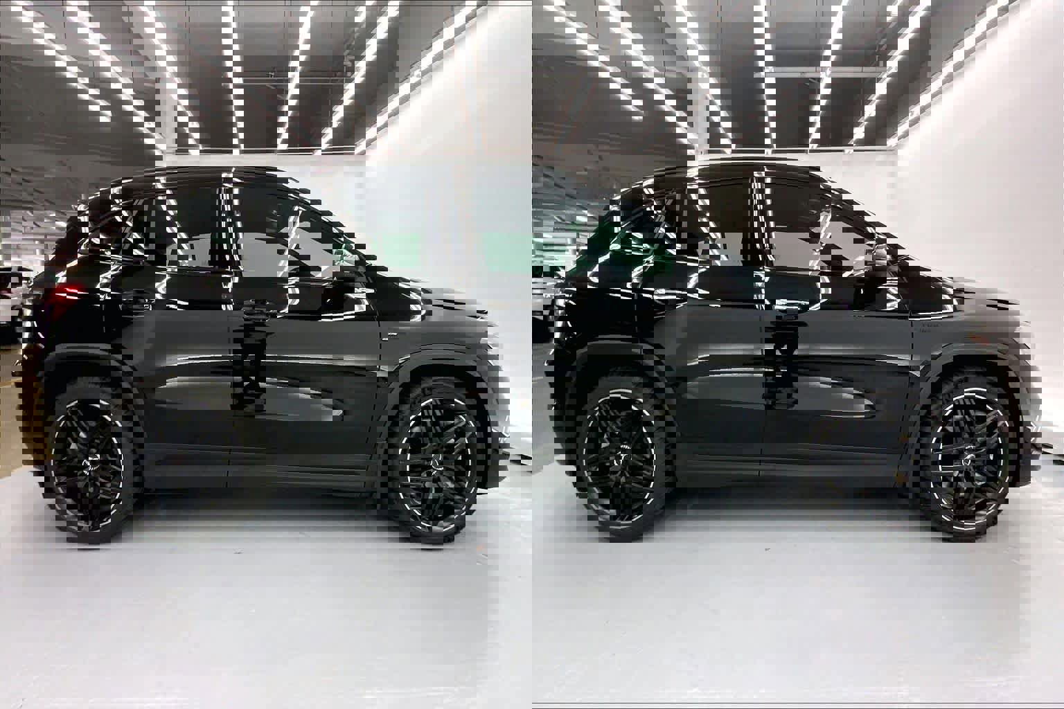 Certified 2022 Mercedes-Benz GLA 35 AMG 4MATIC image 5