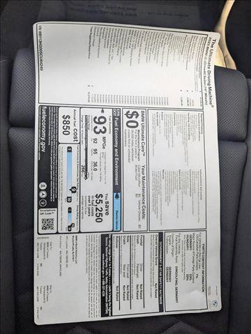 Used 2025 BMW i5 xDrive40 w/ Premium Package image 19