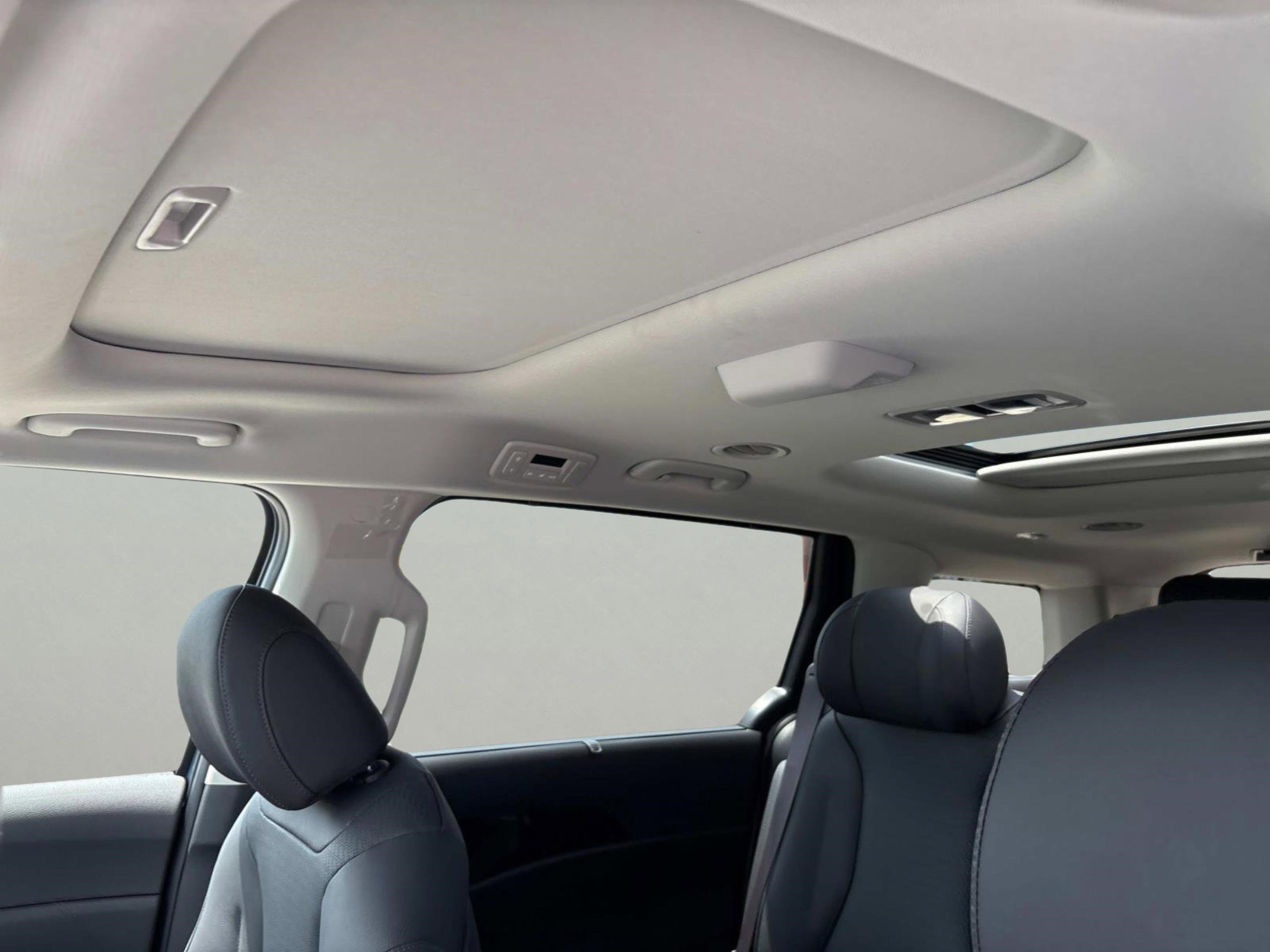 New 2026 Kia Carnival SX Prestige image 19