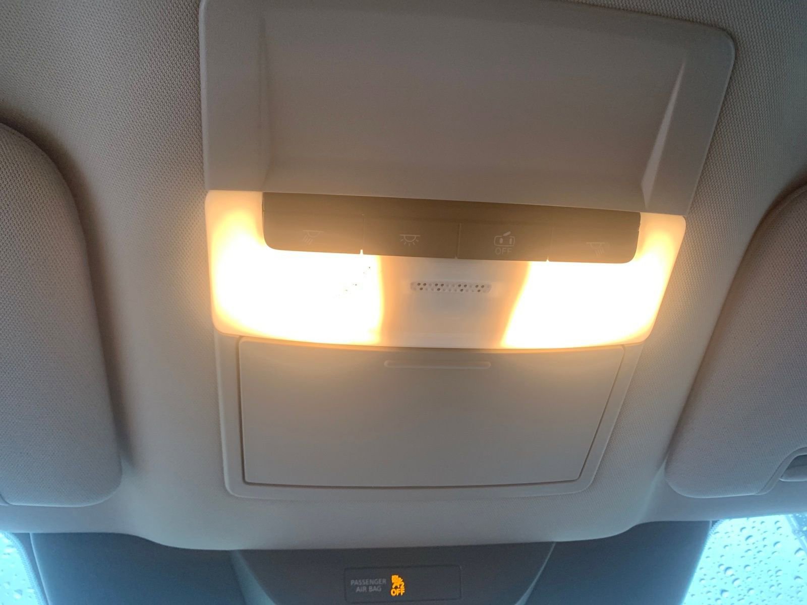 Used 2025 Nissan Pathfinder S image 16