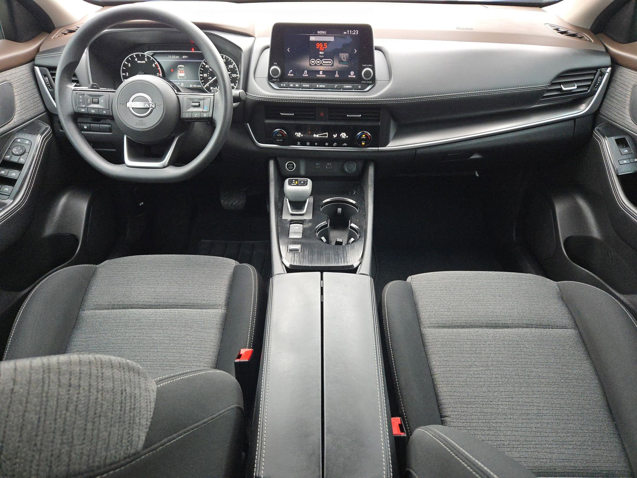 Used 2023 Nissan Rogue SV image 15