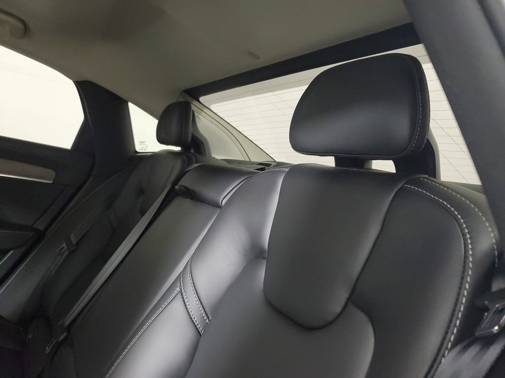 Used 2022 Volvo S90 B6 Inscription w/ Advanced Package AWD/4WD image 15