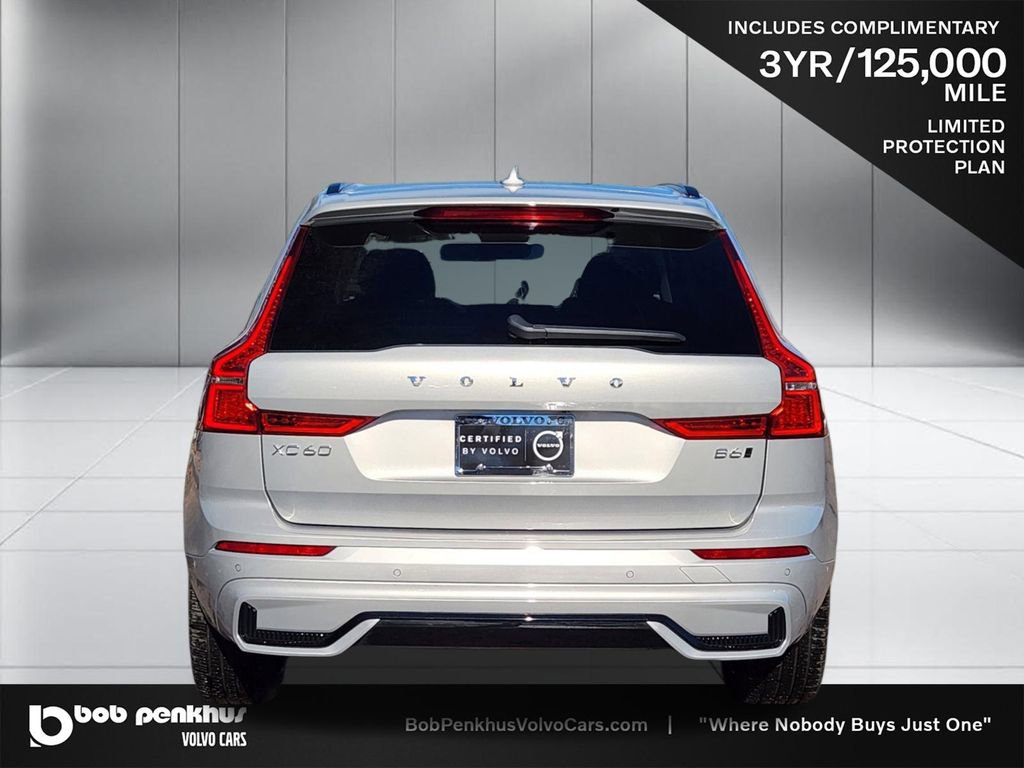 Used 2023 Volvo XC60 B6 Ultimate w/ Climate Package image 25