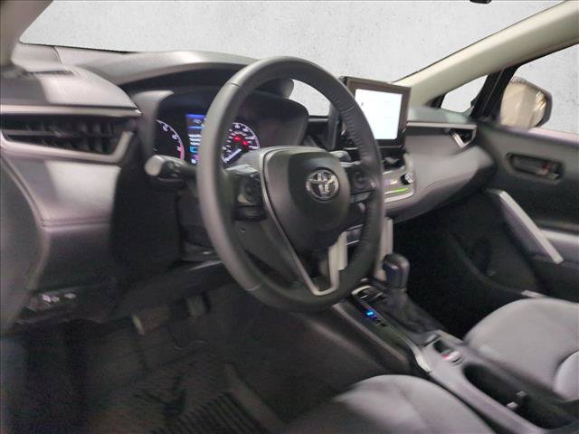 Certified 2025 Toyota Corolla Cross LE FWD image 10