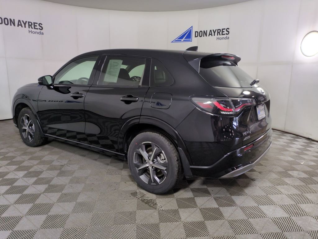 Certified 2025 Honda HR-V EX-L image 4
