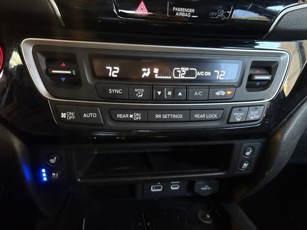 Used 2024 Honda Passport Black Edition image 18