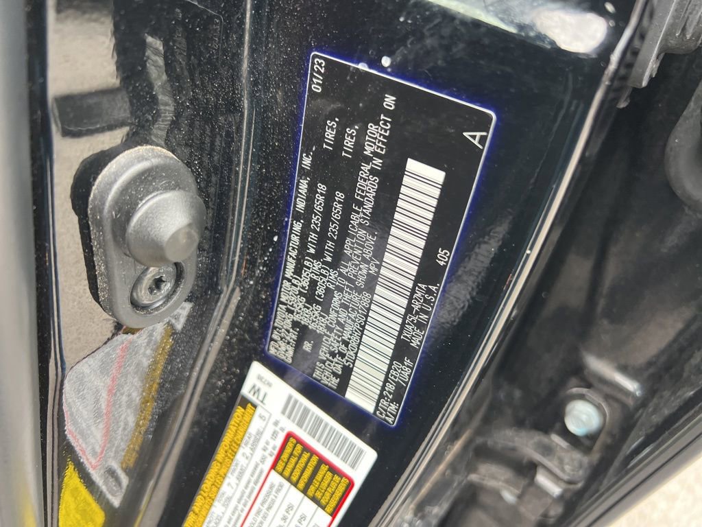 Used 2023 Toyota Highlander XLE image 34