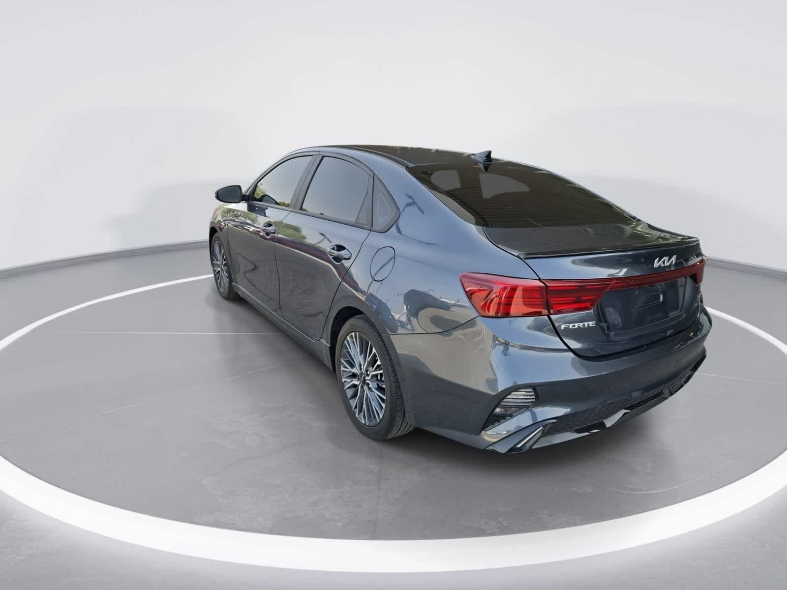 Used 2023 Kia Forte GT-Line w/ GT-Line Premium Package FWD image 6