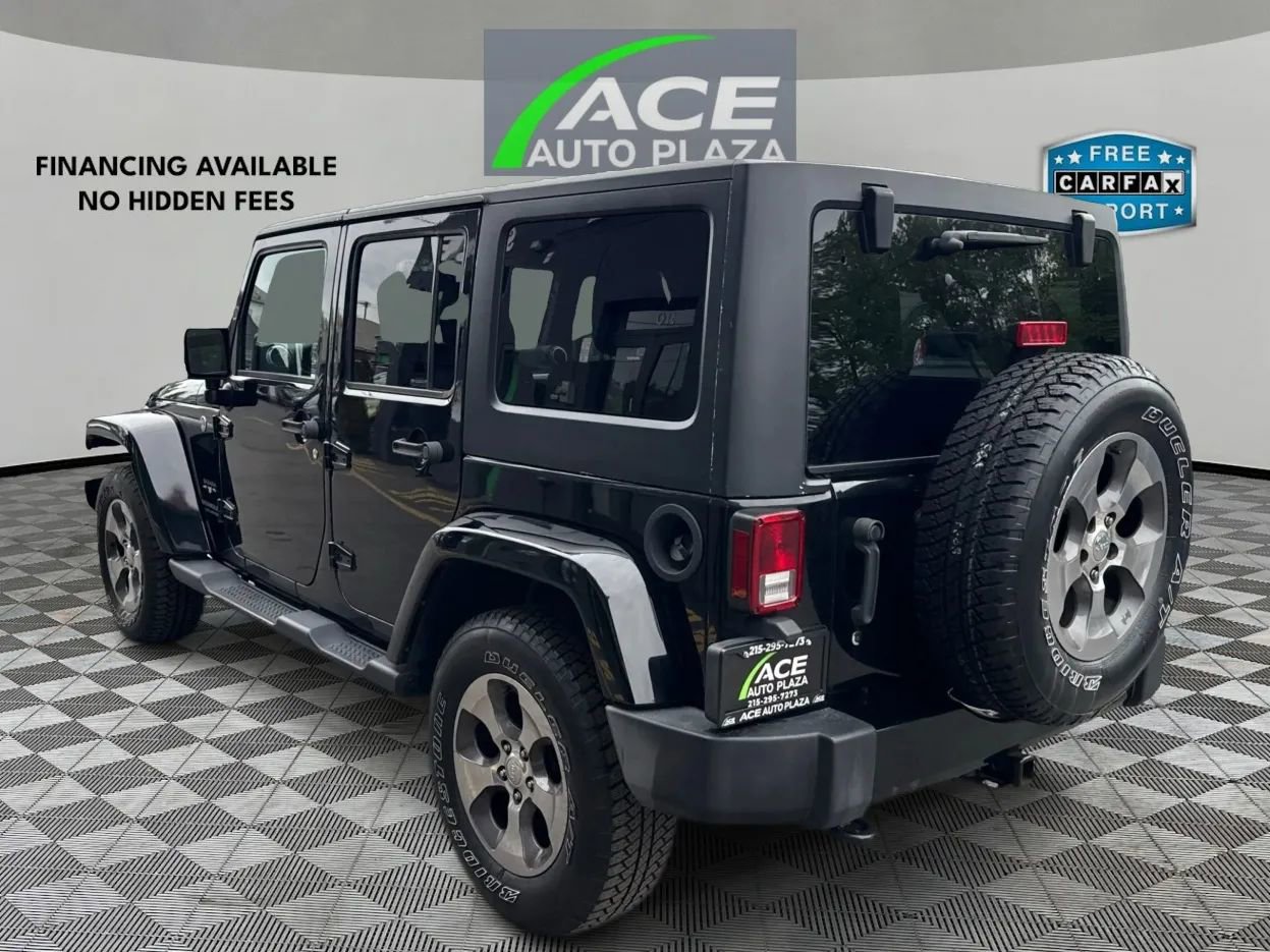 Used 2017 Jeep Wrangler Unlimited Sahara w/ Connectivity Group AWD/4WD image 6