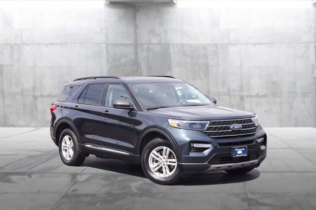 Certified 2024 Ford Explorer XLT w/ Equipment Group 202A AWD/4WD image 2