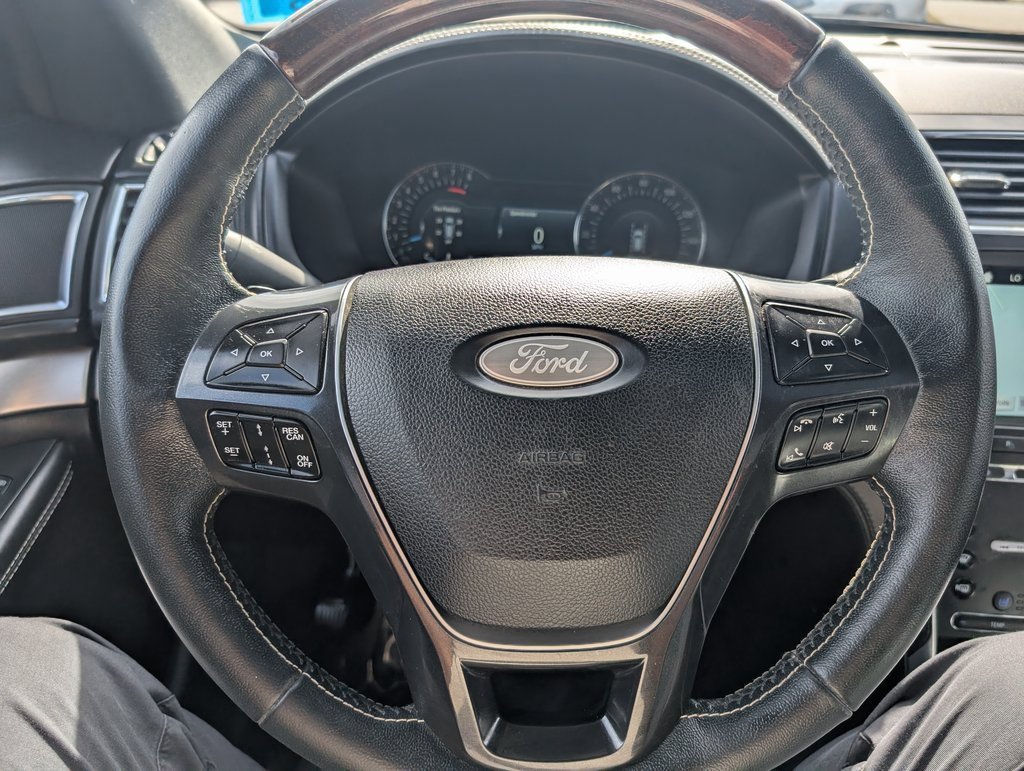 Used 2018 Ford Explorer Platinum image 20