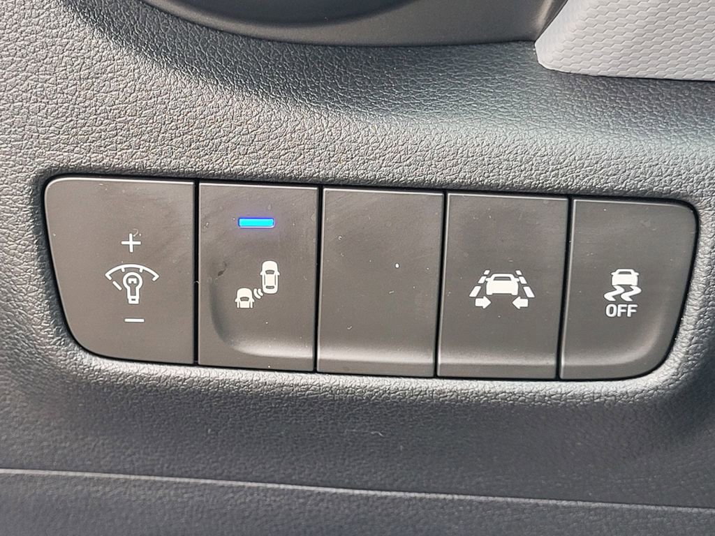 Used 2019 Hyundai Kona SEL image 19