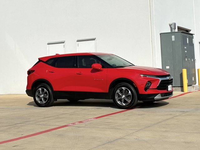 Used 2023 Chevrolet Blazer LT FWD image 6