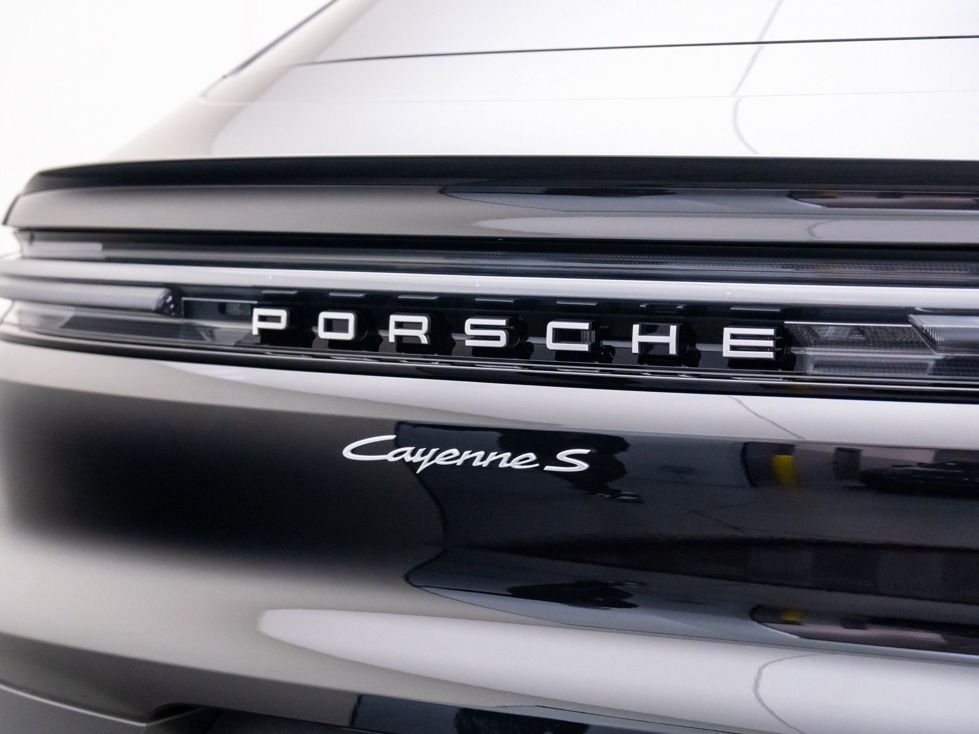 New 2026 Porsche Cayenne S image 35