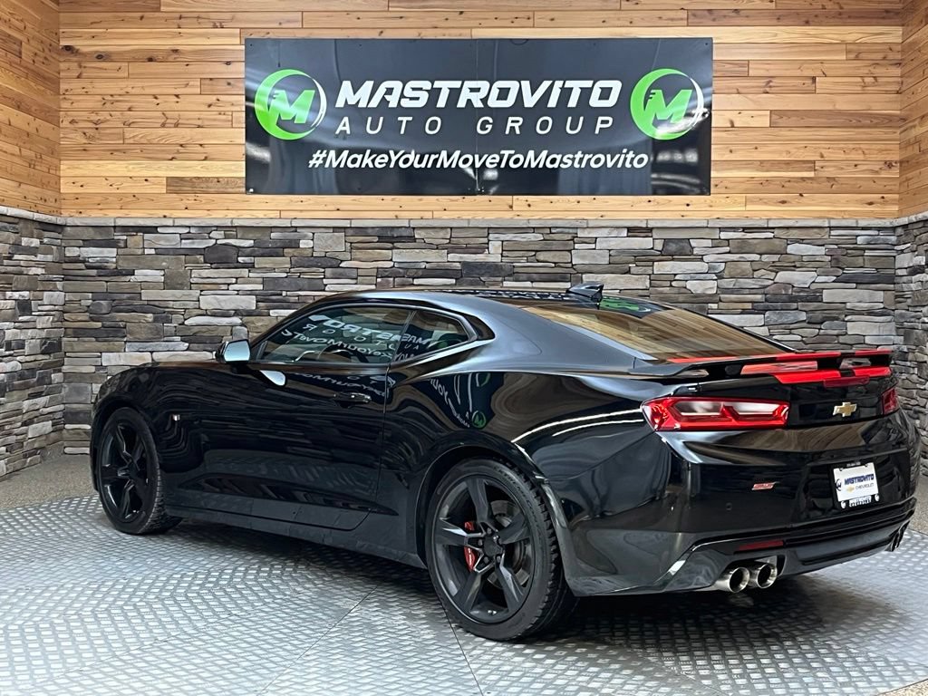 Used 2016 Chevrolet Camaro SS RWD image 18