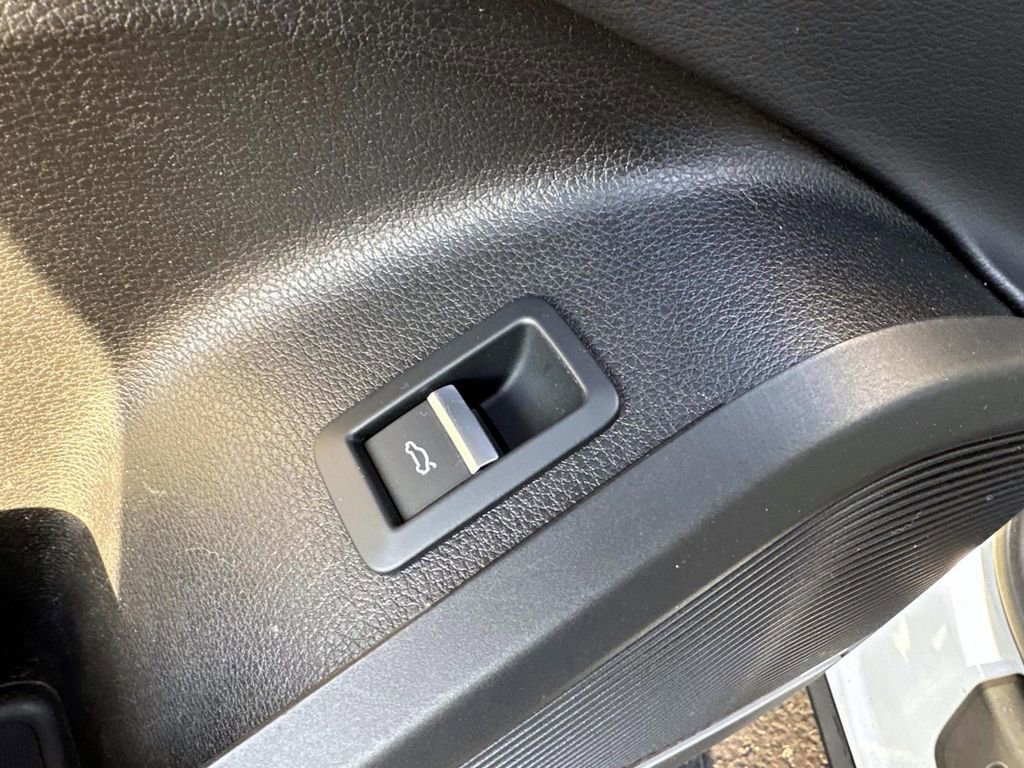 Used 2021 Audi Q5 2.0T Premium Plus w/ Premium Plus Package image 12