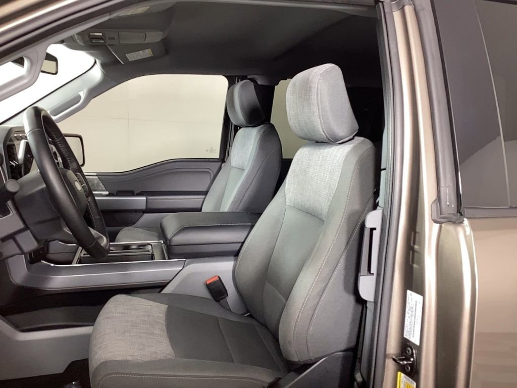 Used 2022 Ford F150 XLT w/ Equipment Group 302A High image 13