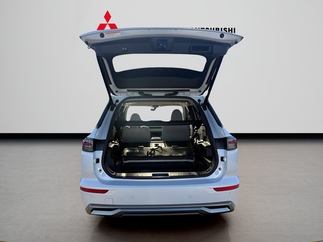New 2026 Mitsubishi Outlander SEL FWD image 9