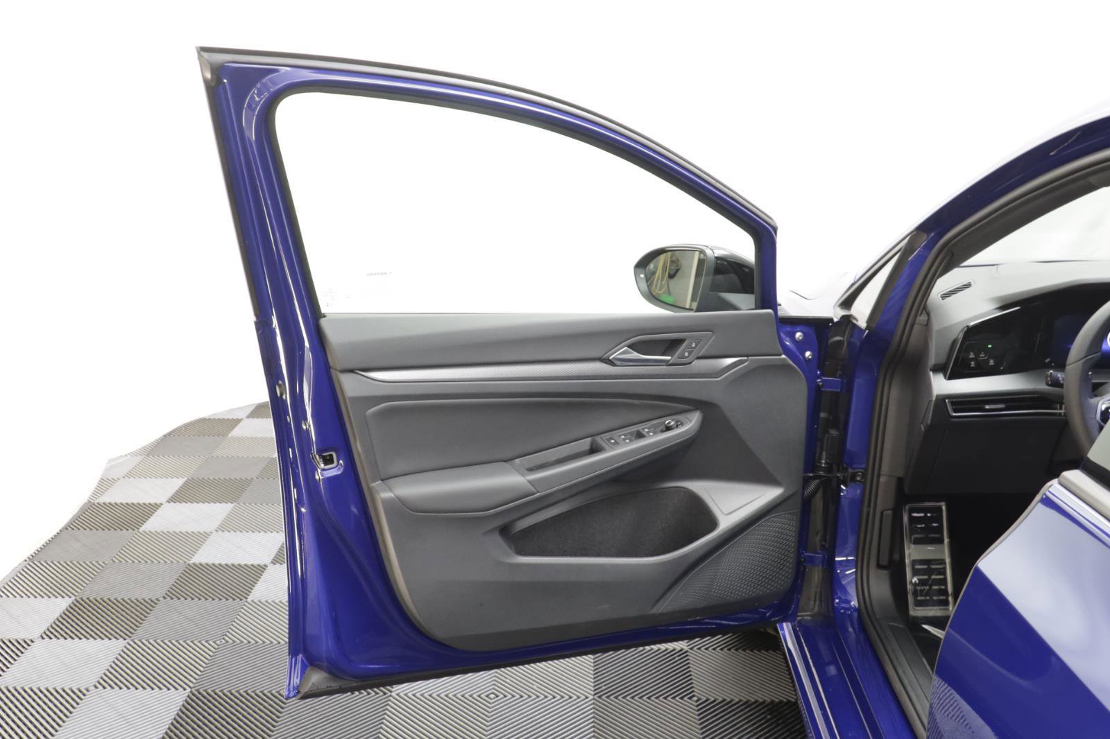 New 2026 Volkswagen Golf image 5