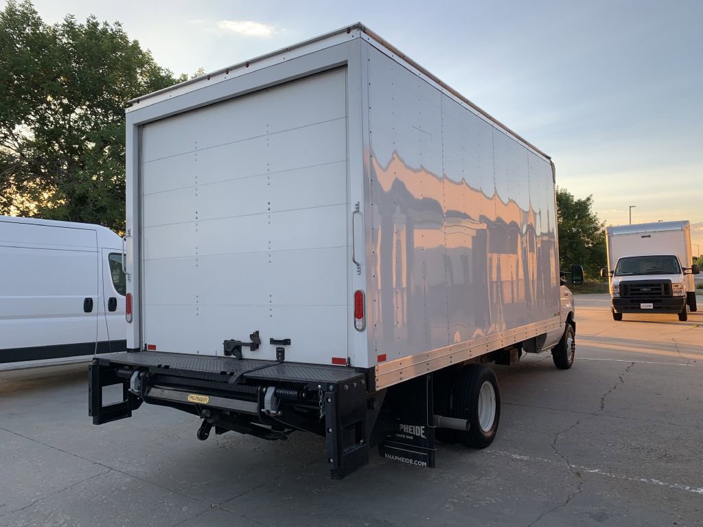 Used 2023 Ford E-450 and Econoline 450 Super Duty w/ Power Windows & Locks Group image 3