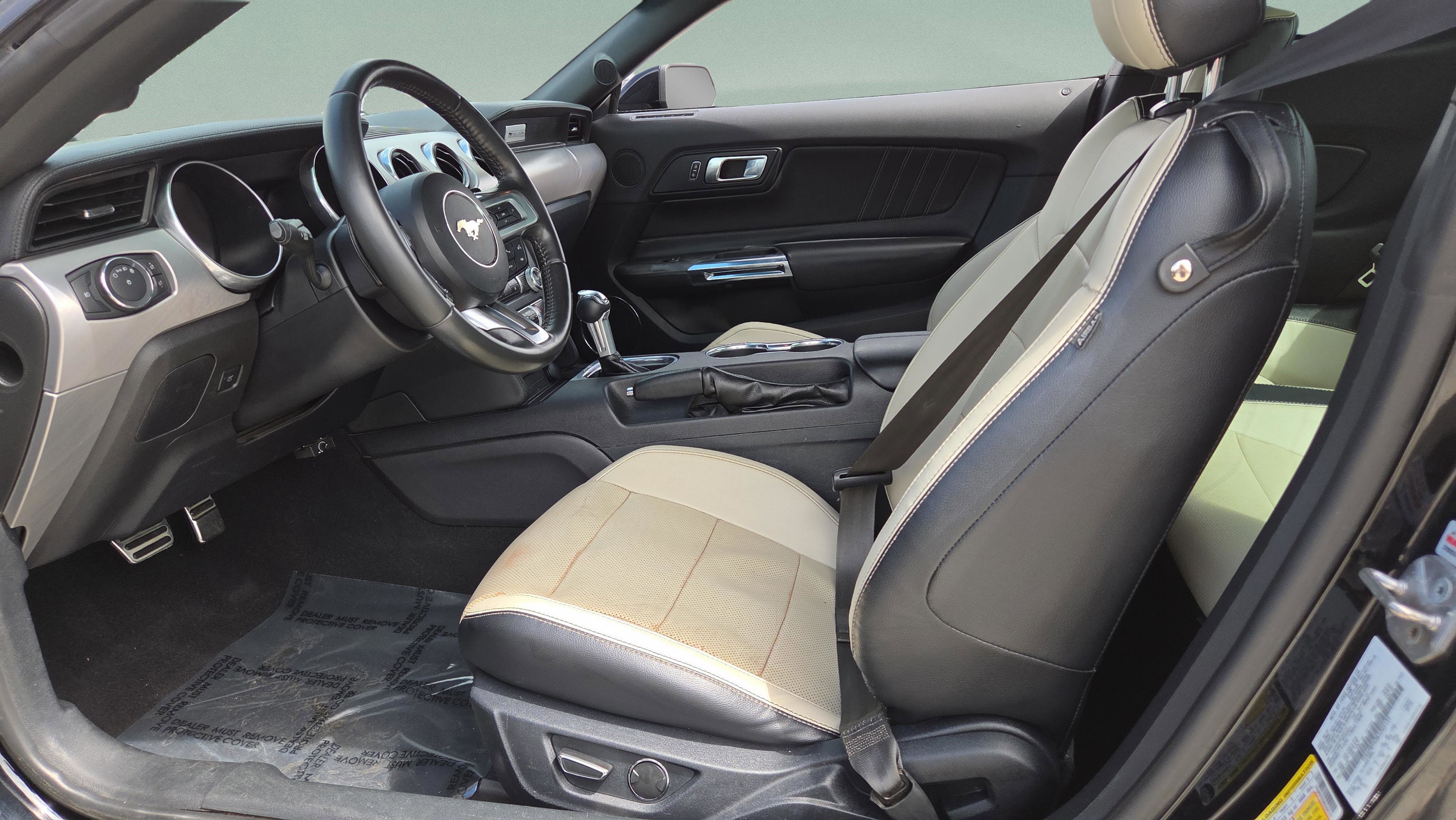 Used 2019 Ford Mustang Premium w/ Ford Safe & Smart Package RWD image 9