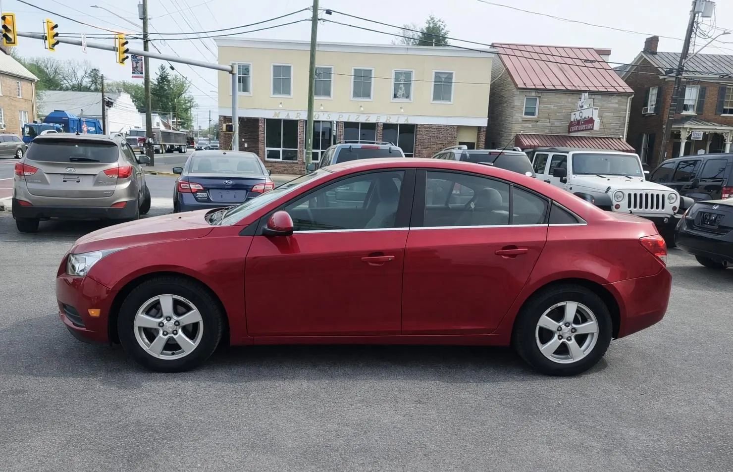 Used 2012 Chevrolet Cruze LT image 2