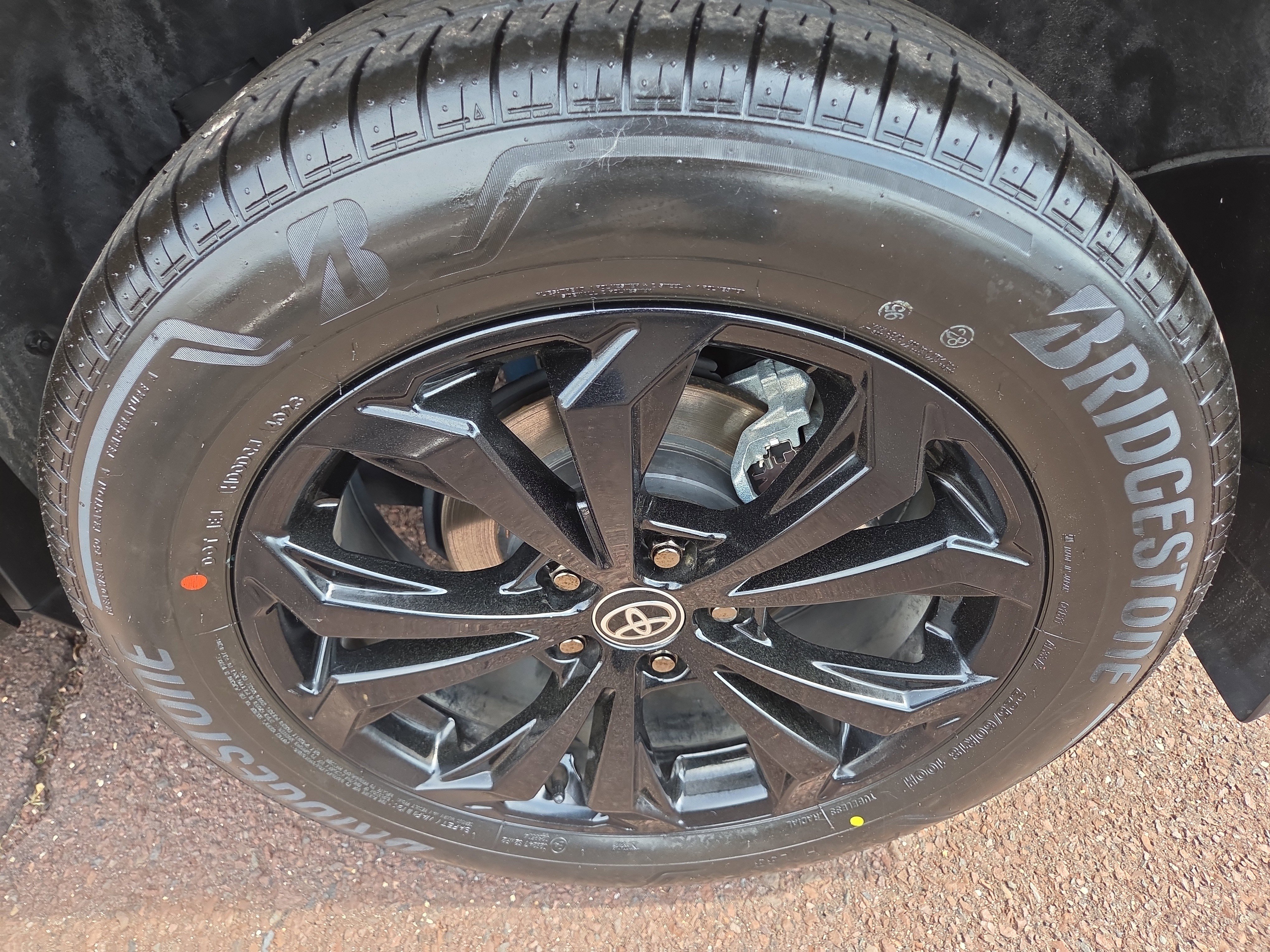 Certified 2024 Toyota RAV4 SE w/ Weather Package AWD/4WD image 11