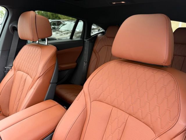 New 2026 BMW X6 M60i image 19