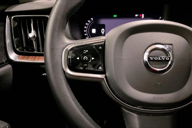 Used 2024 Volvo S60 B5 Plus FWD image 20