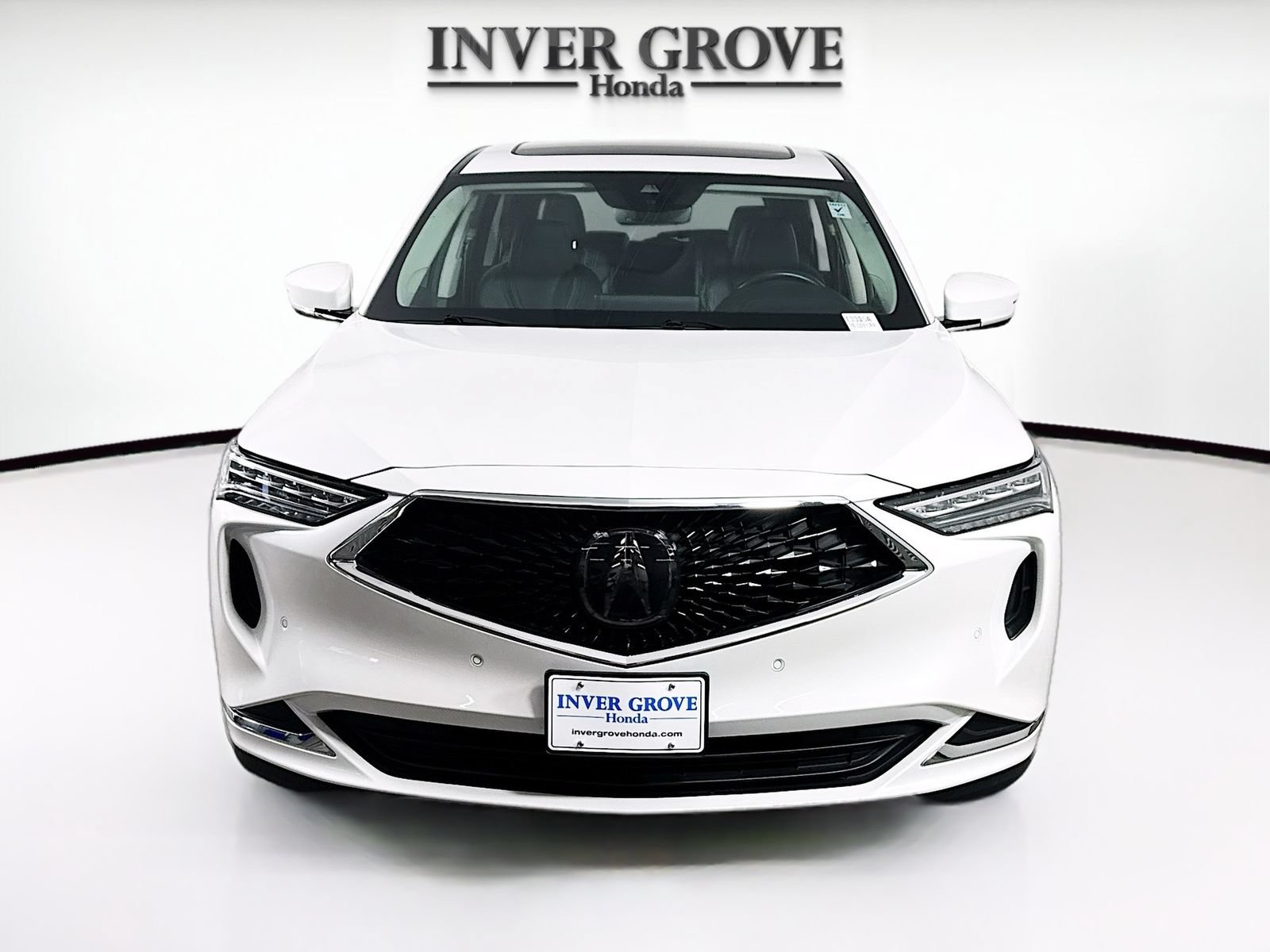 Used 2022 Acura MDX w/ Technology Package AWD/4WD image 2