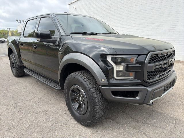 Used 2018 Ford F150 Raptor w/ Equipment Group 802A Luxury image 8