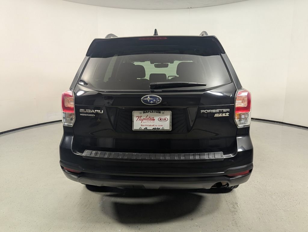 Used 2017 Subaru Forester 2.5i Premium AWD/4WD image 6