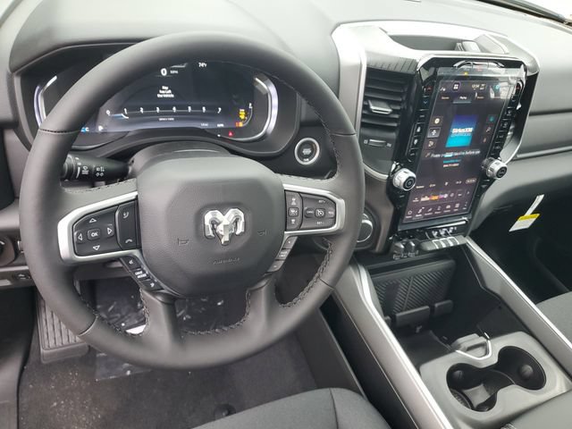 New 2026 RAM 1500 Big Horn AWD/4WD image 17
