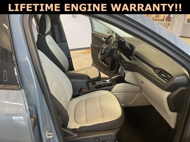 Used 2023 Ford Escape Active w/ Tech Pack #2 image 32