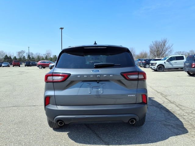 Certified 2025 Ford Escape ST-Line AWD/4WD image 7
