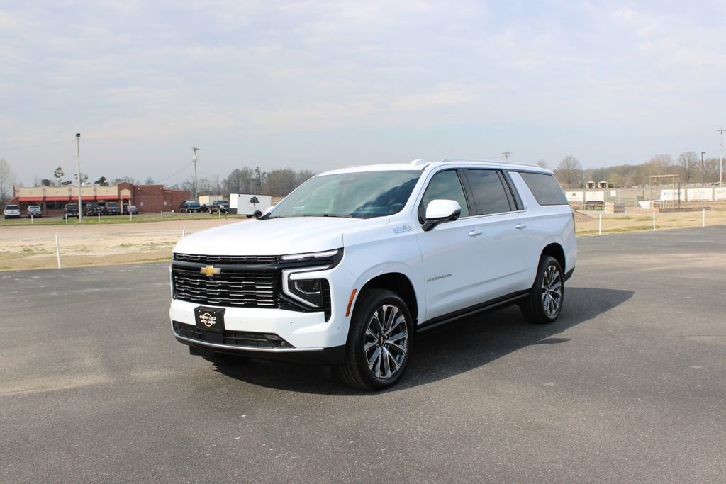 New 2026 Chevrolet Suburban High Country image 4