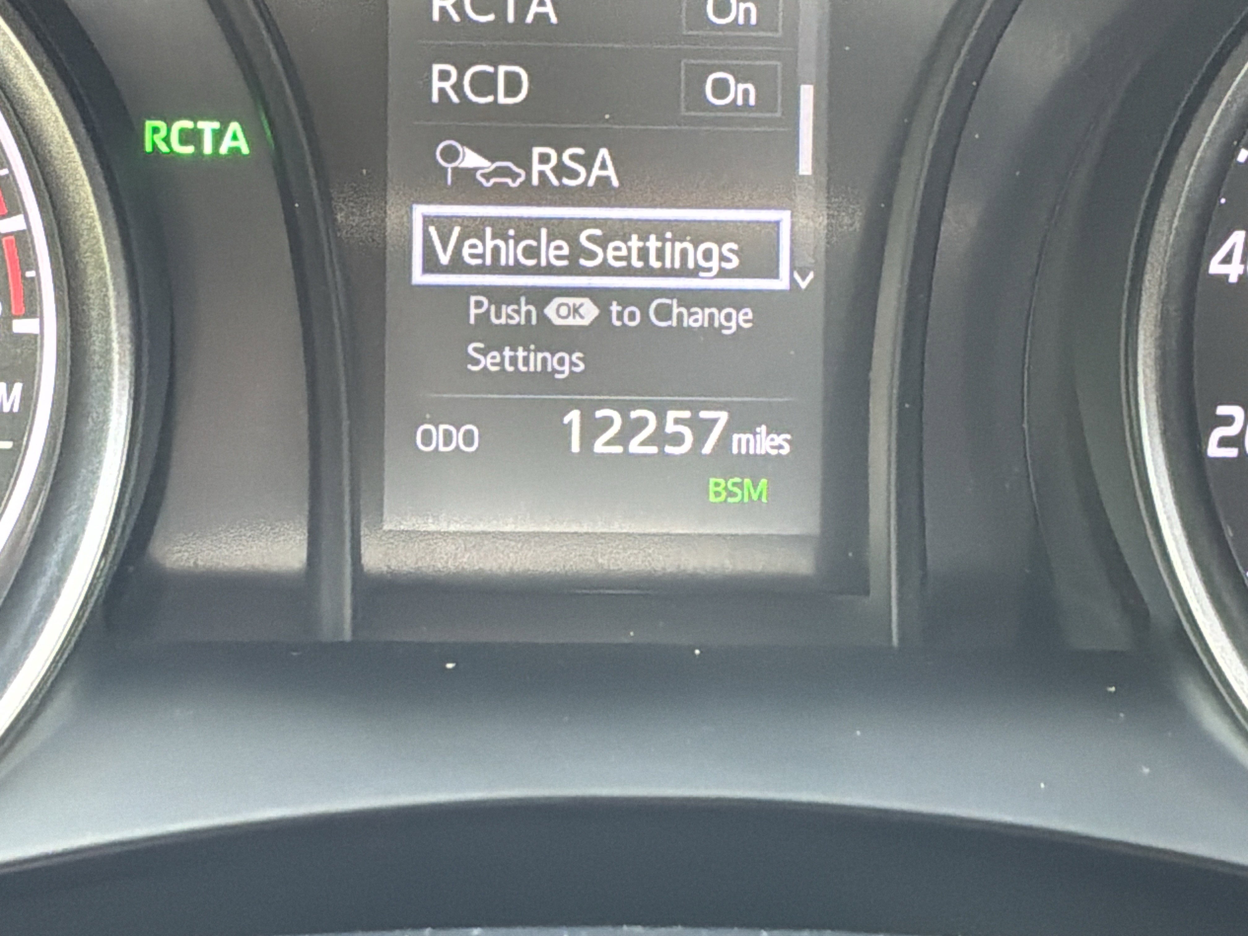 Used 2023 Toyota Camry SE w/ Convenience Package image 22