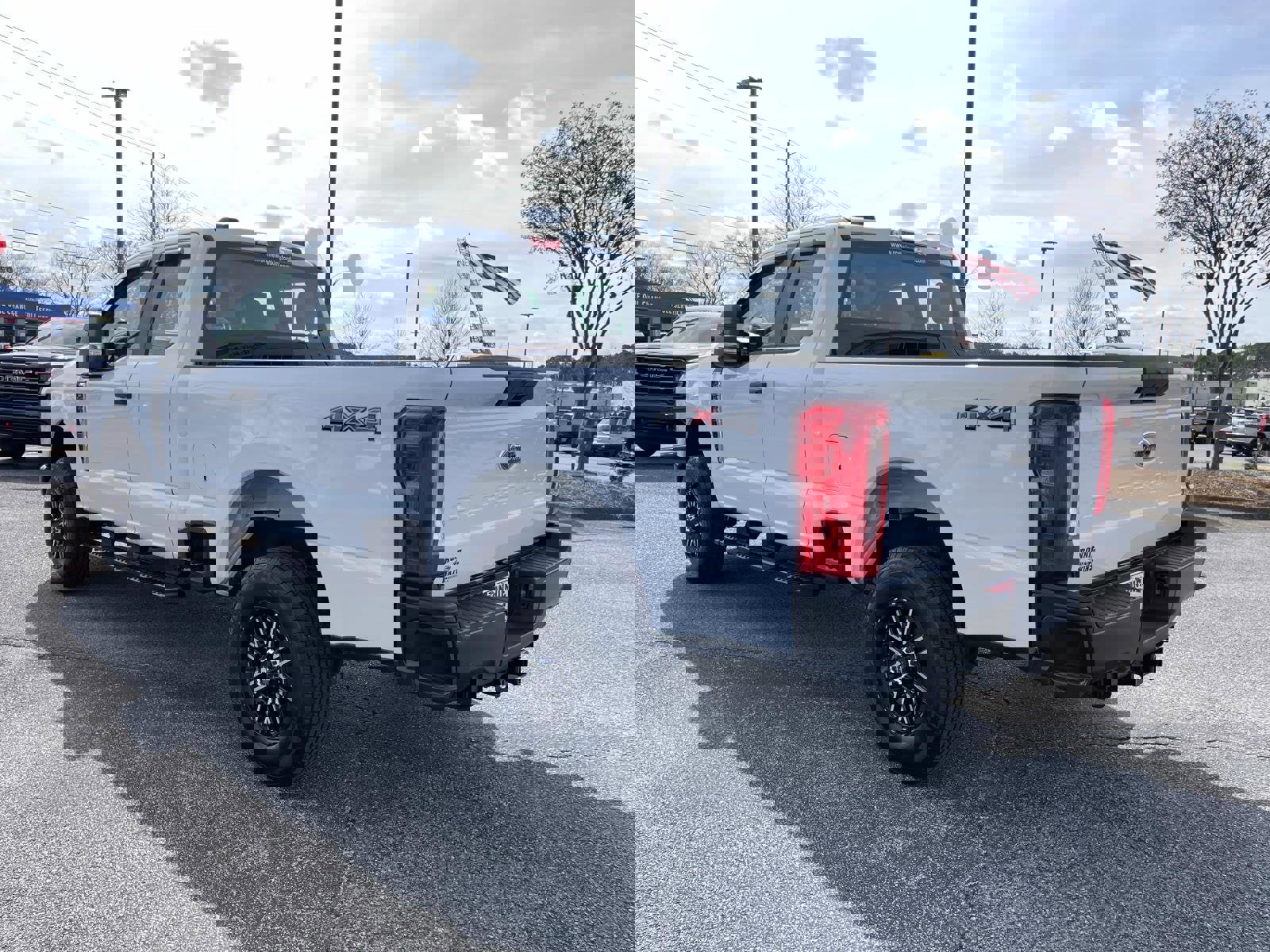 Used 2024 Ford F250 XL image 6