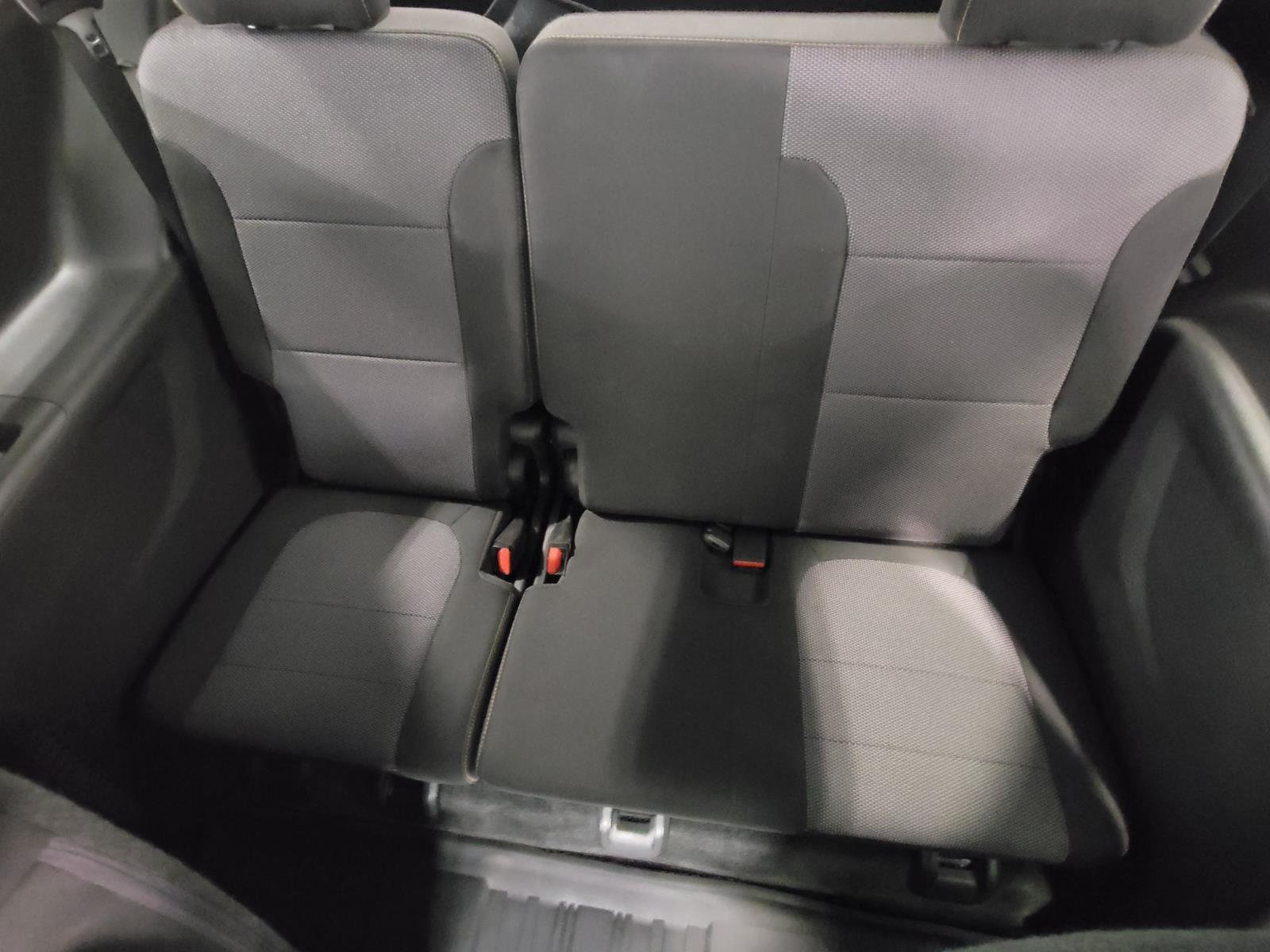 Used 2021 Chevrolet Traverse LT w/ LPO, Floor Liner Package AWD/4WD image 54