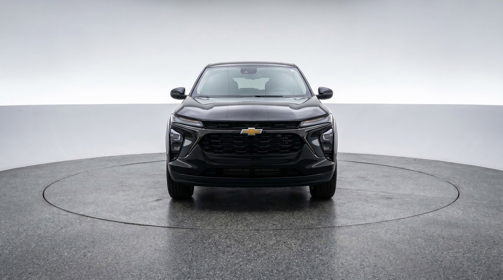 Used 2025 Chevrolet TrailBlazer LT FWD image 2