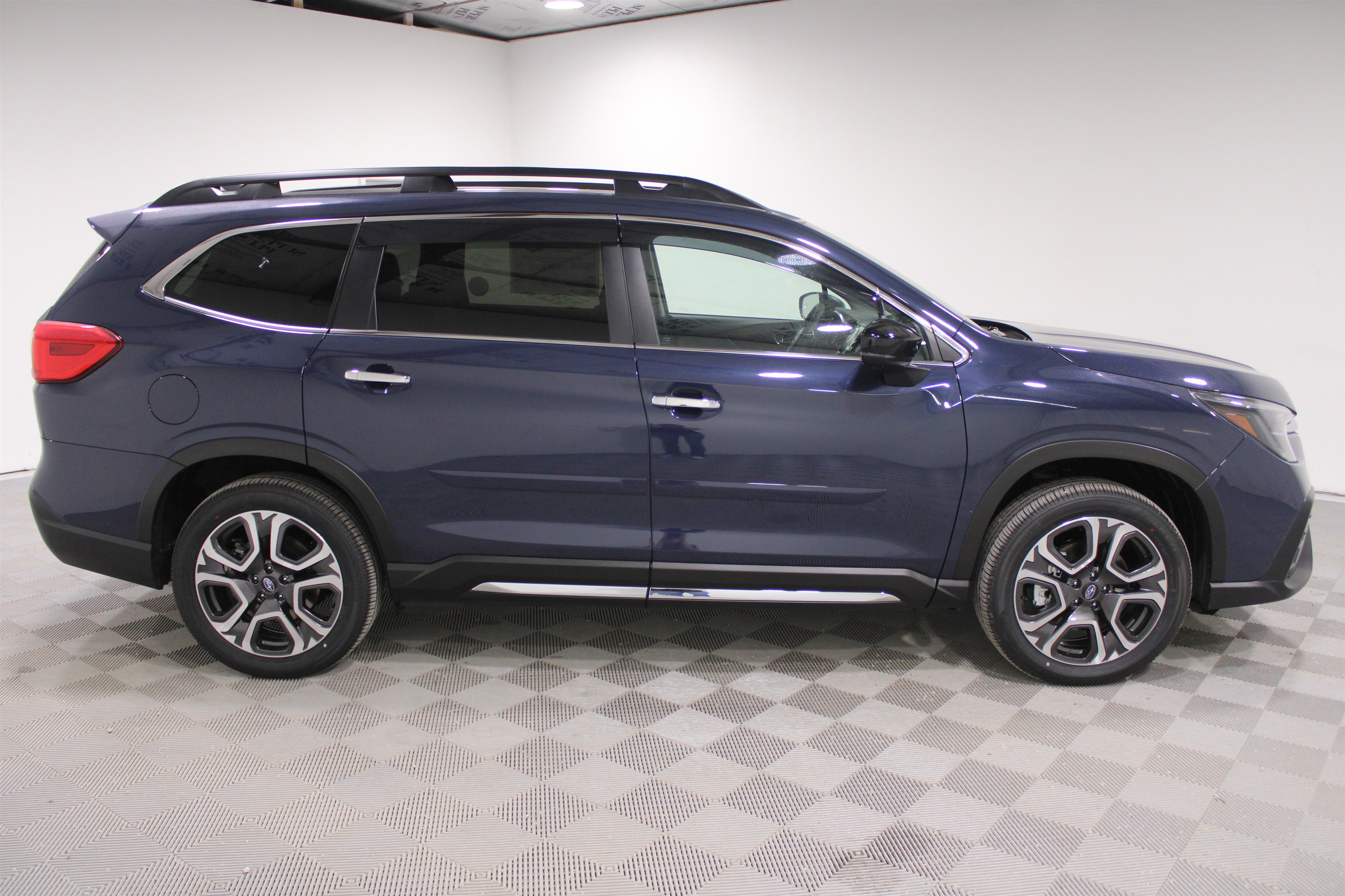 New 2025 Subaru Ascent Touring image 29